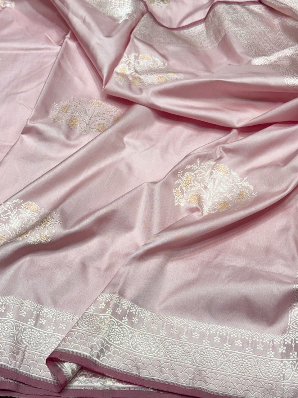 Peach Ektara Handwoven Pure Banarasi Silk Saree