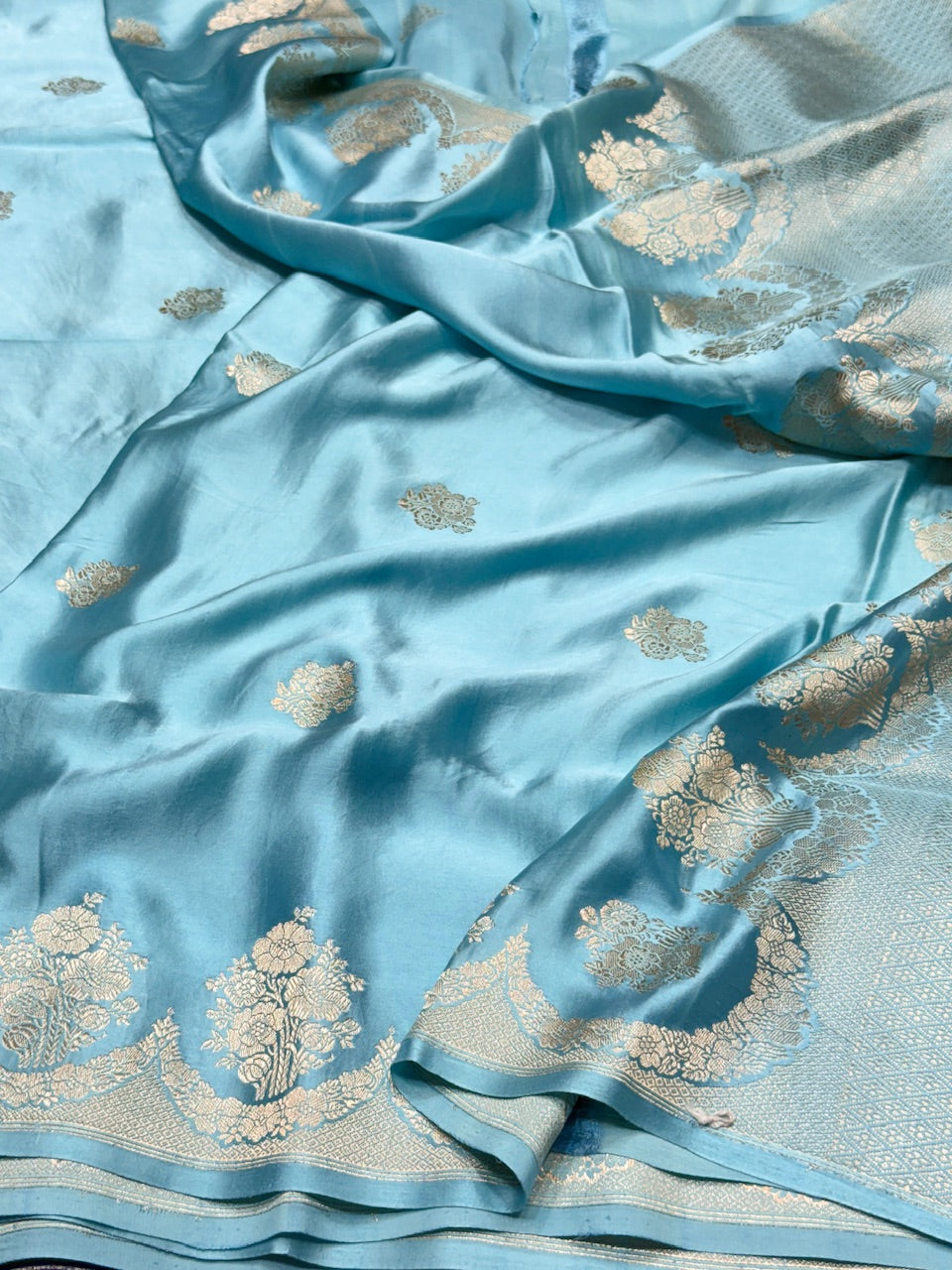 Sky Blue Handwoven Pure Banarasi Mashru Silk Saree