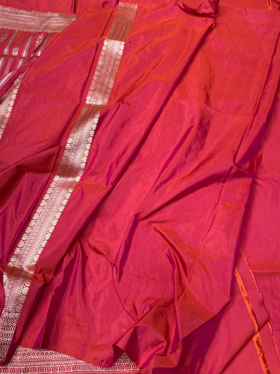 Red Handwoven Pure Banarasi Silk Saree