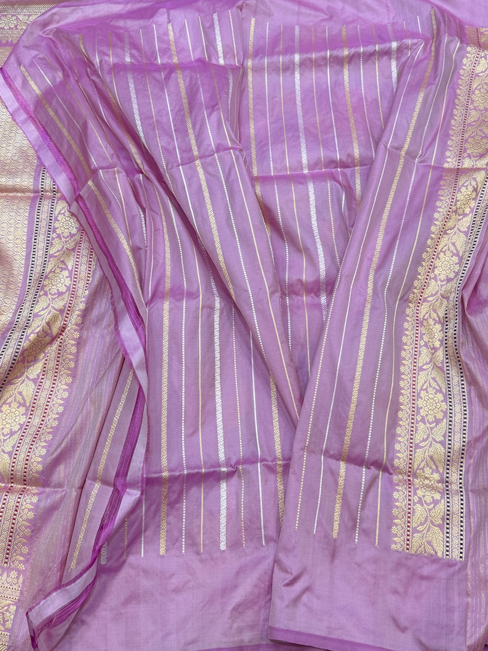 Handwoven Pure Banarasi Rangkaat  Saree