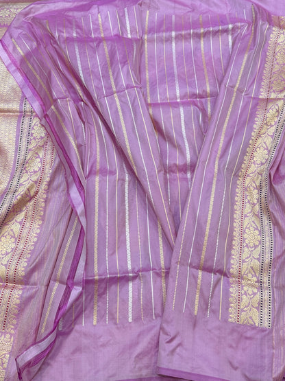 Handwoven Pure Banarasi Rangkaat  Saree