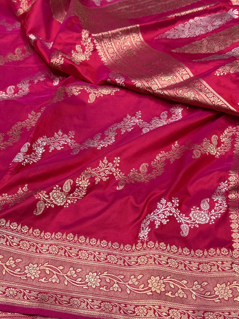 Rani Pink Handwoven Banarasi Silk Saree