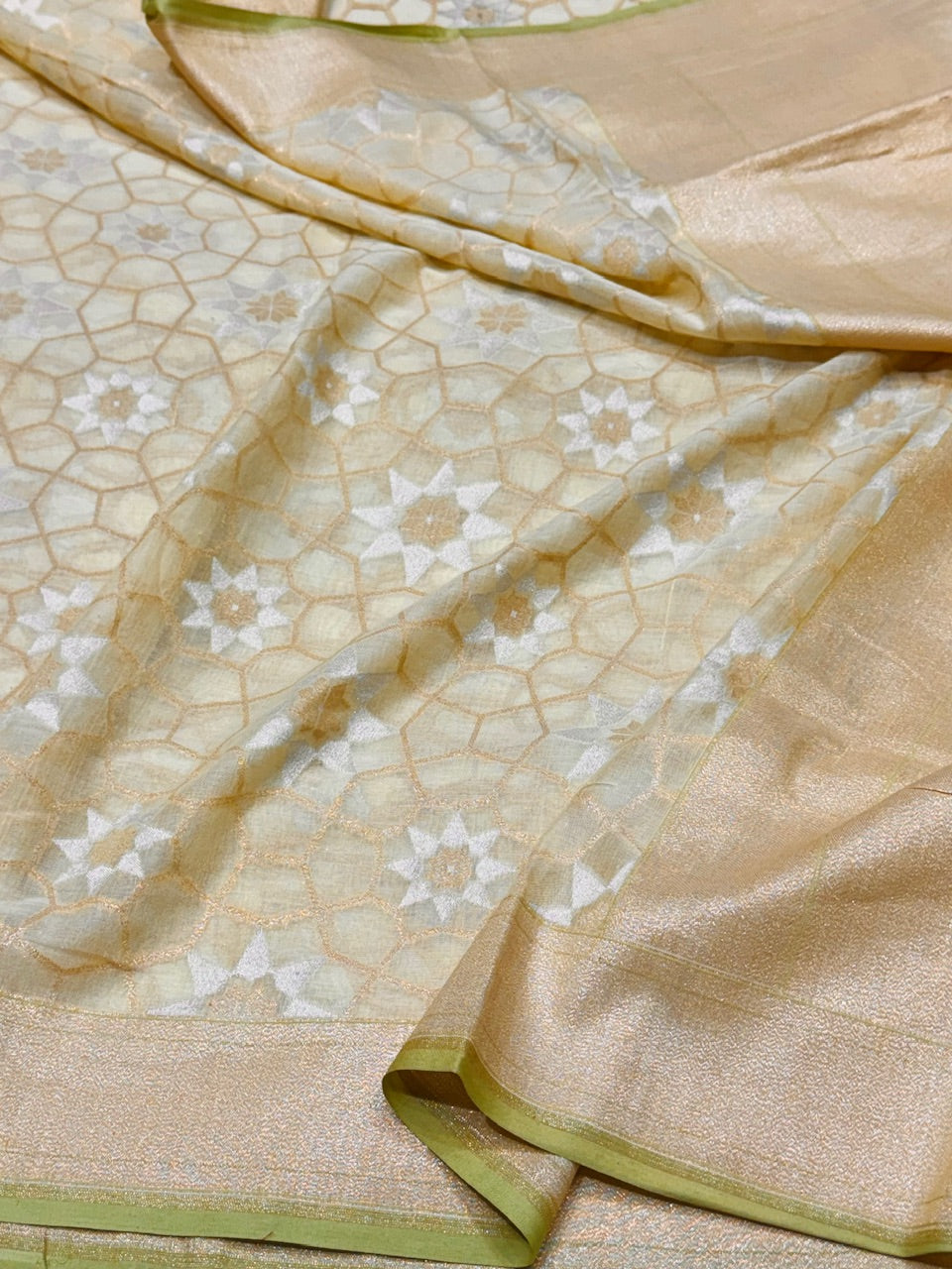 Cream Sona Rupa Muslin Cotton Jamdani Saree