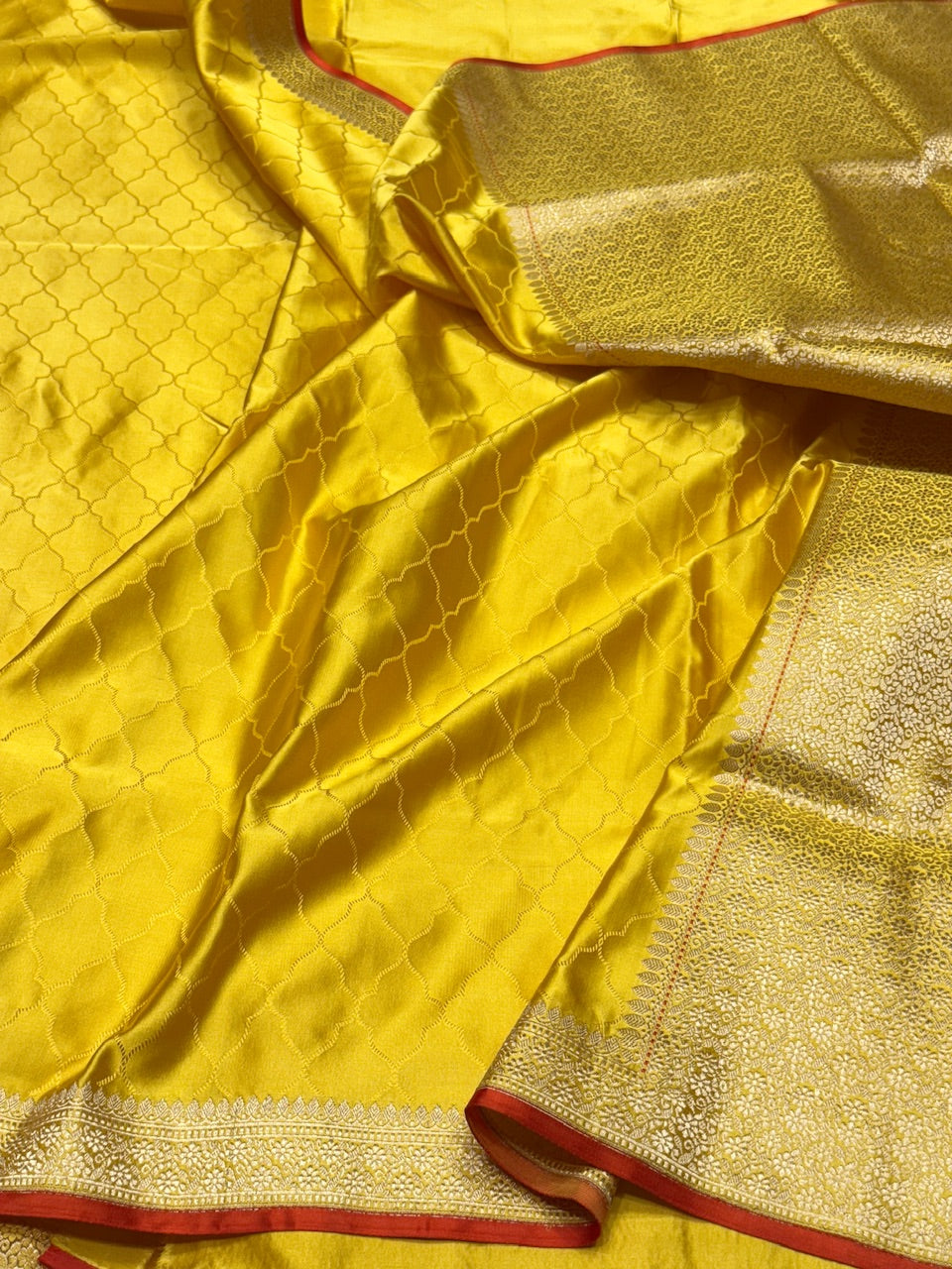Yellow Handwoven Pure Banarasi Satin Tanchoi Silk Saree