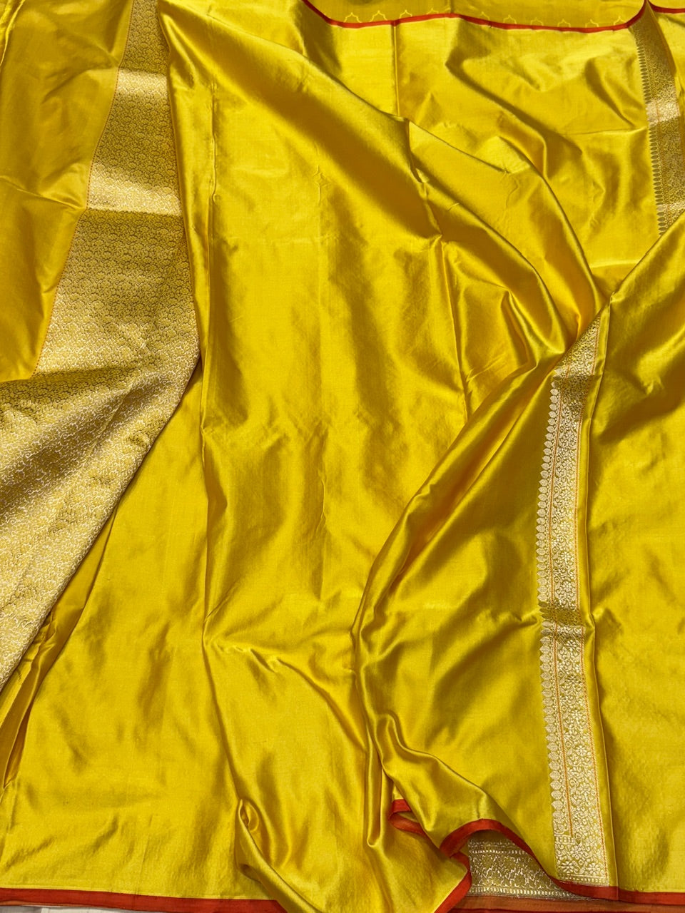 Yellow Handwoven Pure Banarasi Satin Tanchoi Silk Saree