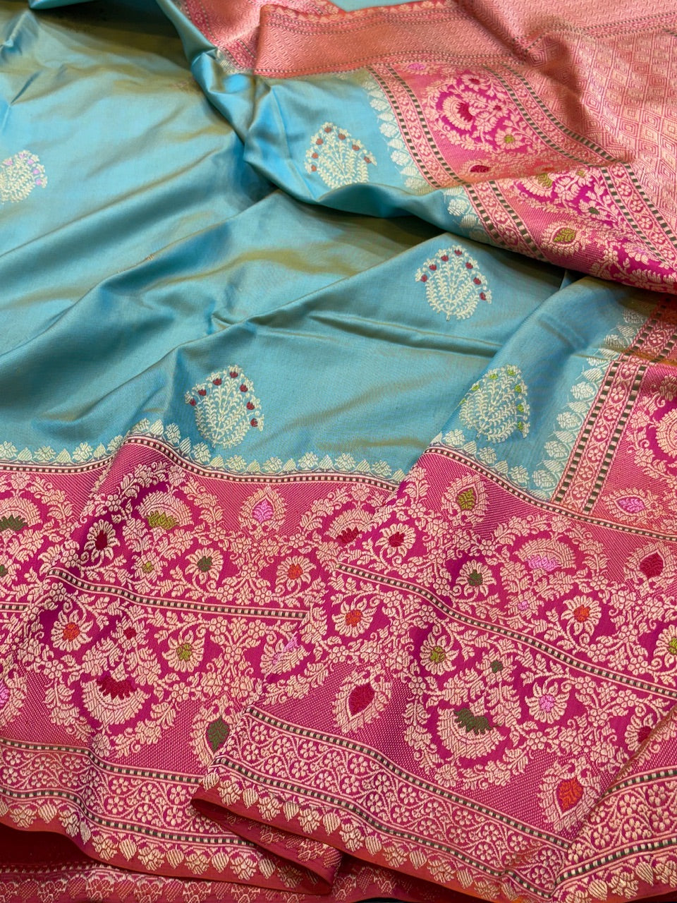 Magenta Ektara Silk Handwoven Saree