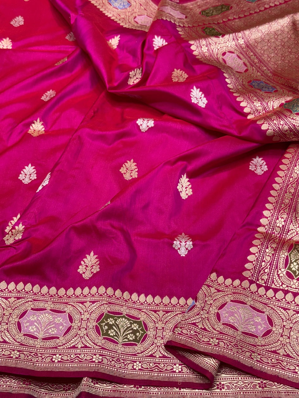 Rani Pink Handwoven Pure Banarasi Silk Saree