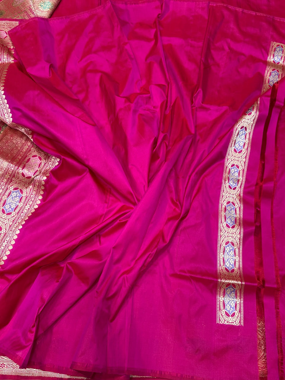 Rani Pink Handwoven Pure Banarasi Silk Saree
