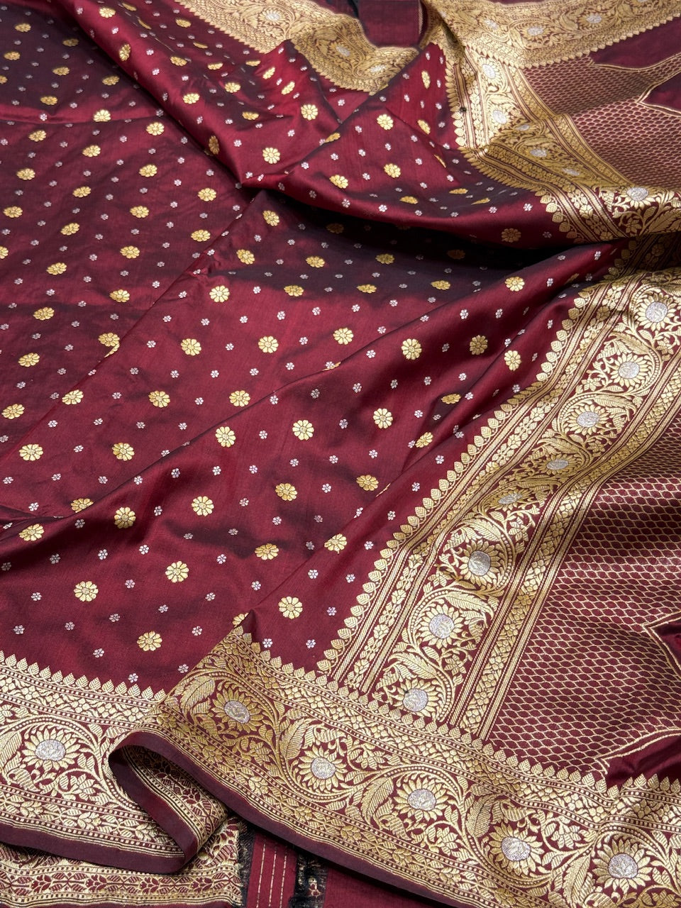 Maroon Handwoven Pure Banarasi Silk Saree