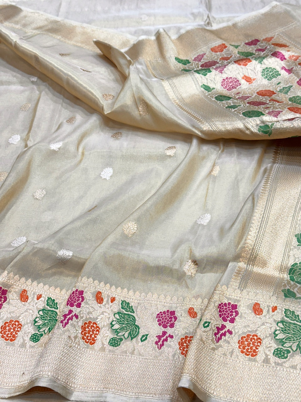 Handwoven Pure Banarasi Tissue Saree