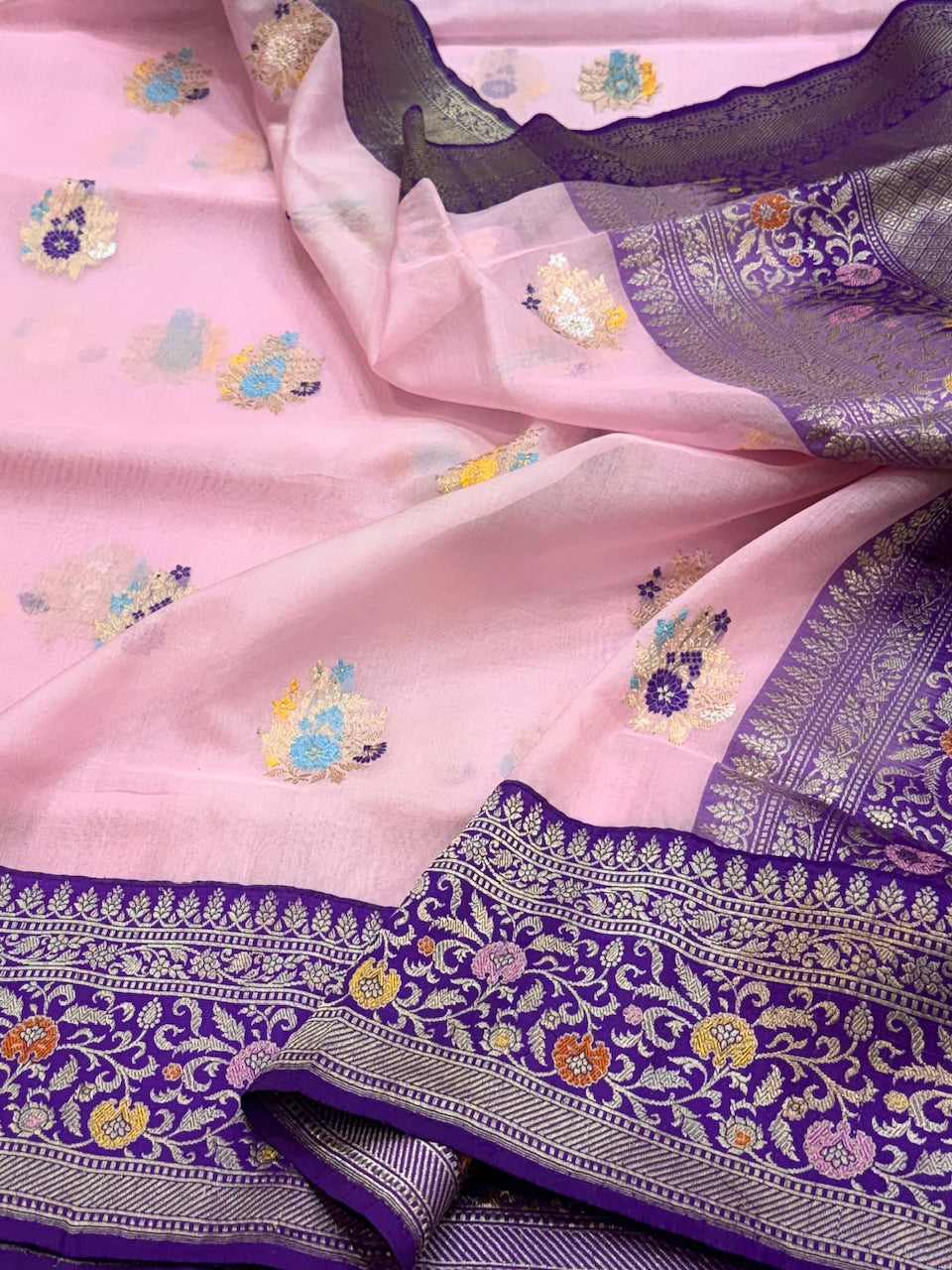 Handwoven Banarasi Pure Organza Saree