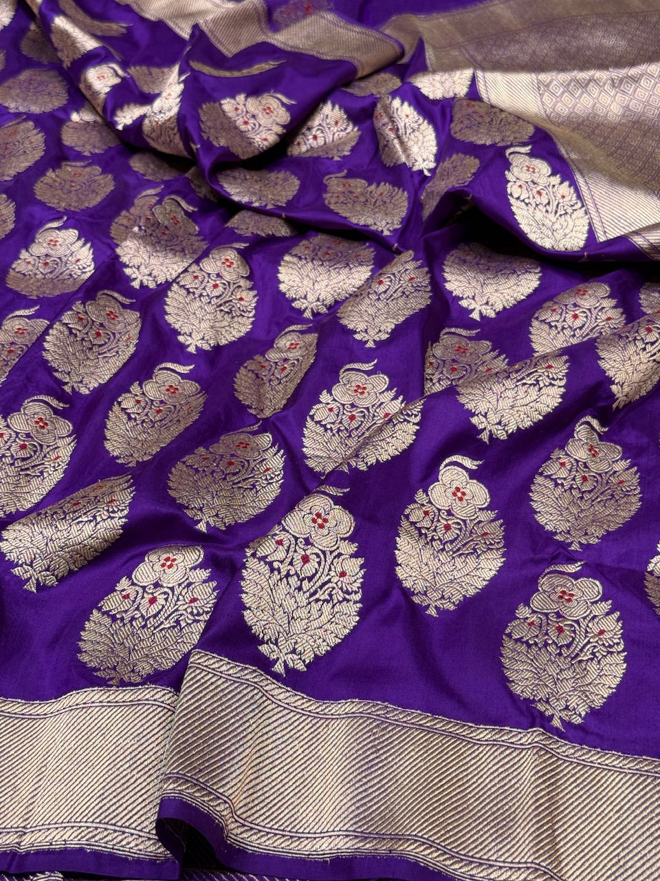 Purple Handwoven Pure Banarasi Silk Saree