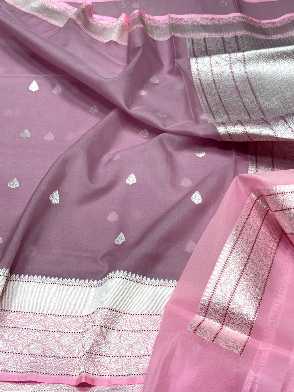 Gajiri Pink Handwoven Pure Organza Silk Saree