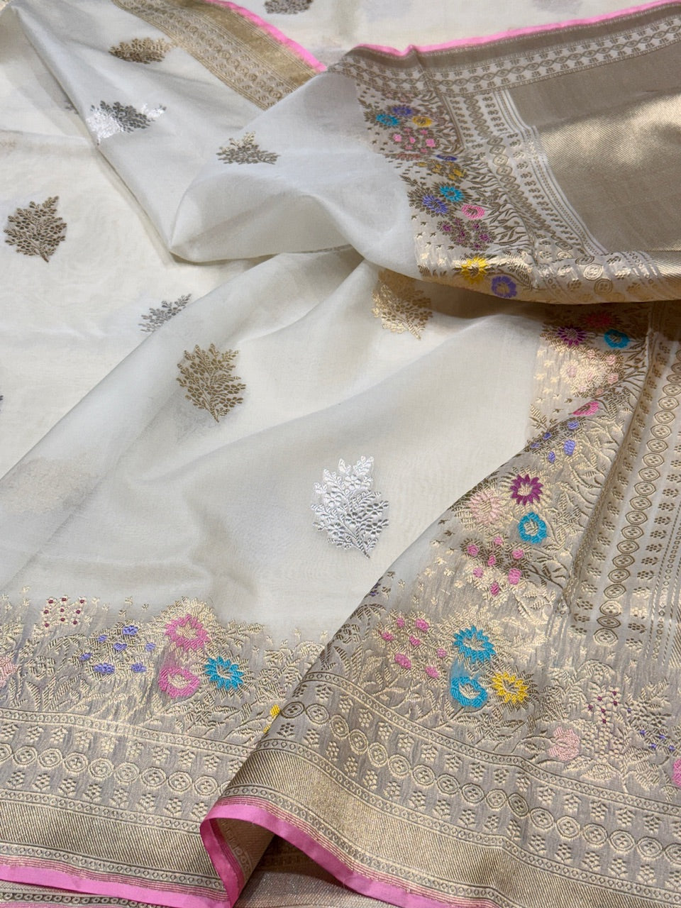 White Handwoven Pure Organza Saree