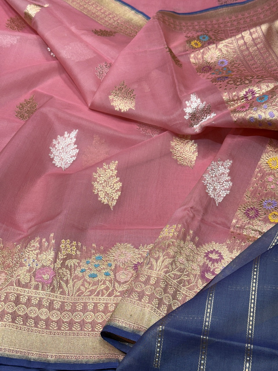 Handwoven Pure Organza Saree