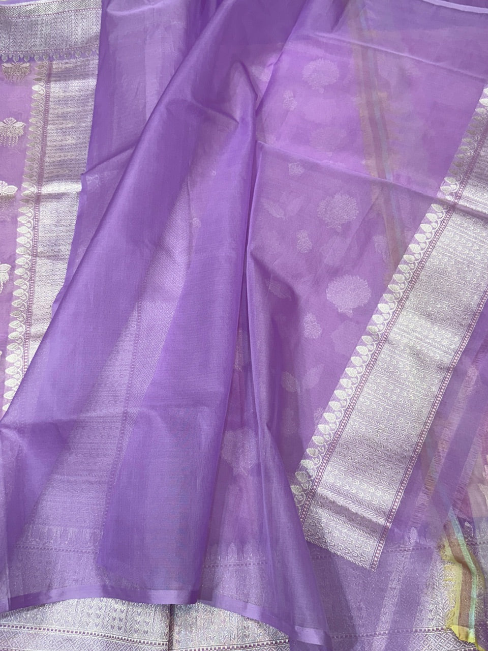 Lavender Handwoven Pure Banarasi Organza Saree