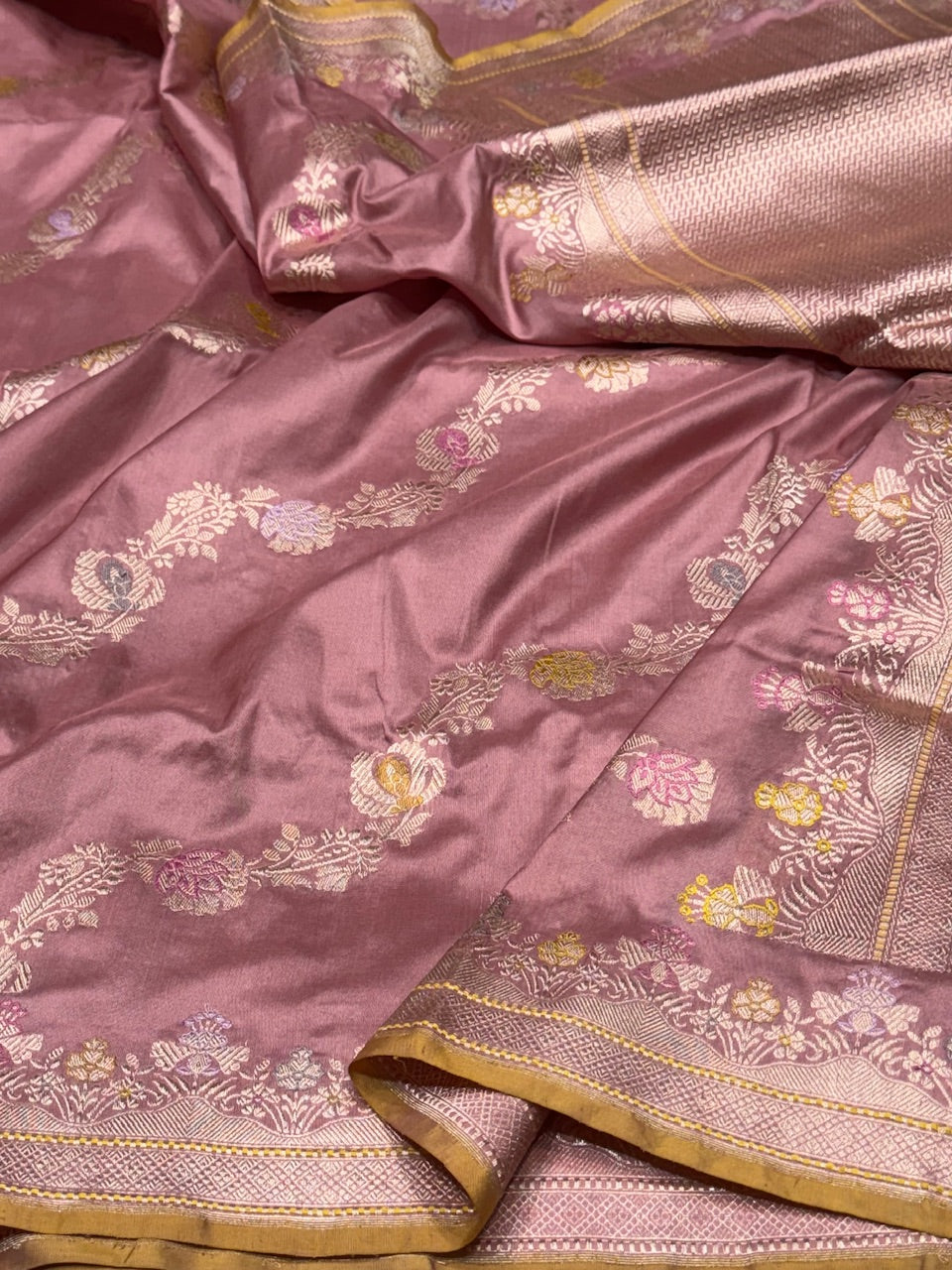 Gajiri Pink Handwoven Banarasi Silk Saree