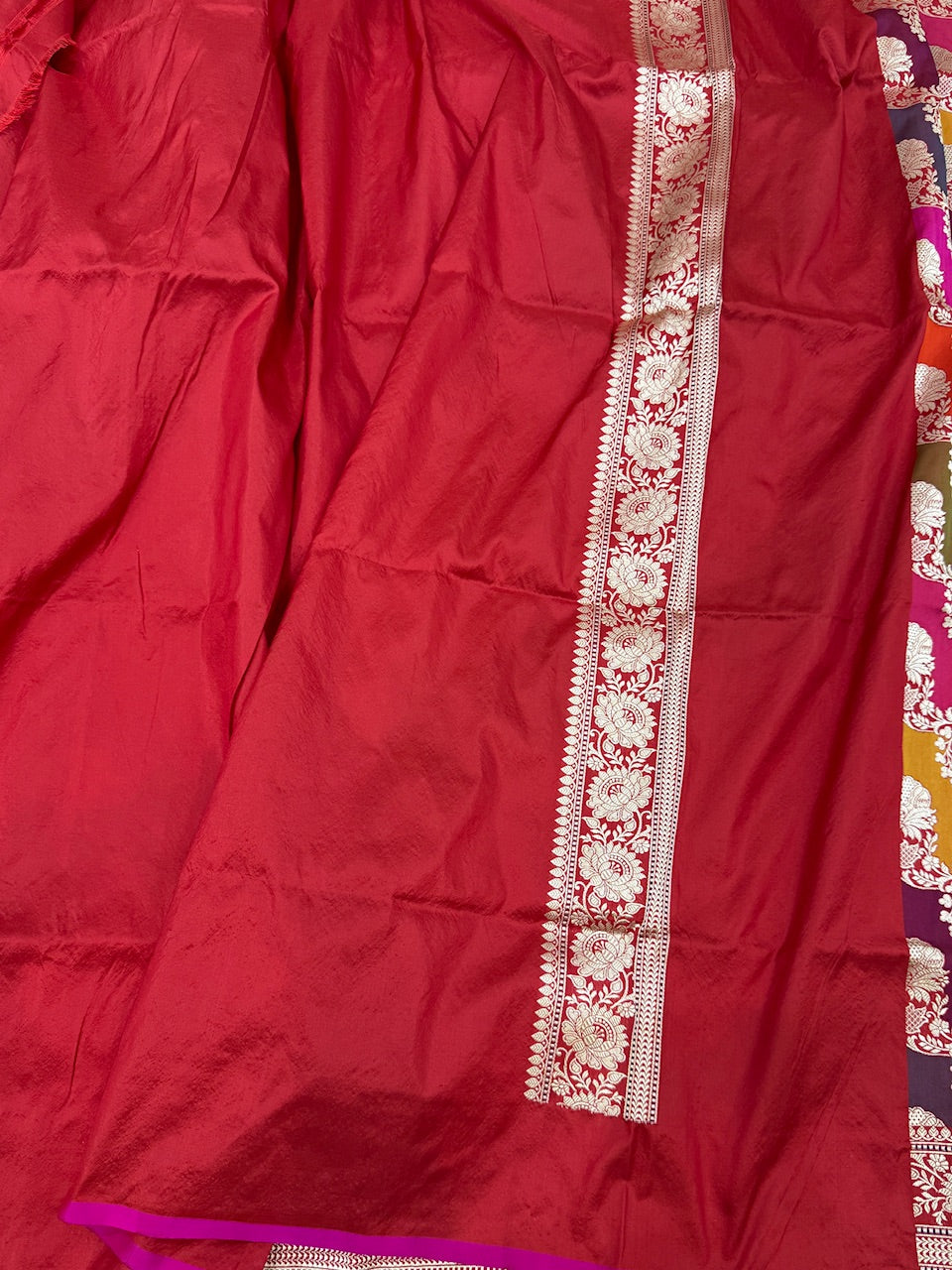 Red Rangkaat Handwoven Pure Banarasi Saree