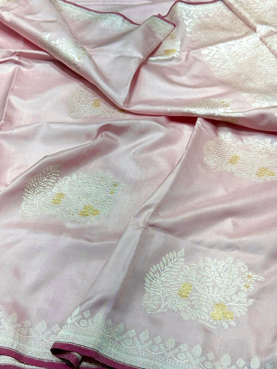Powder Pink Ektara Handwoven Pure Banarasi Silk Saree