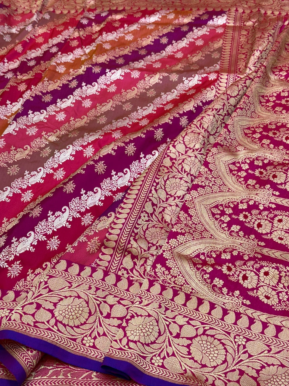 Rani Pink Rangkaat Handwoven Pure Banarasi  Saree