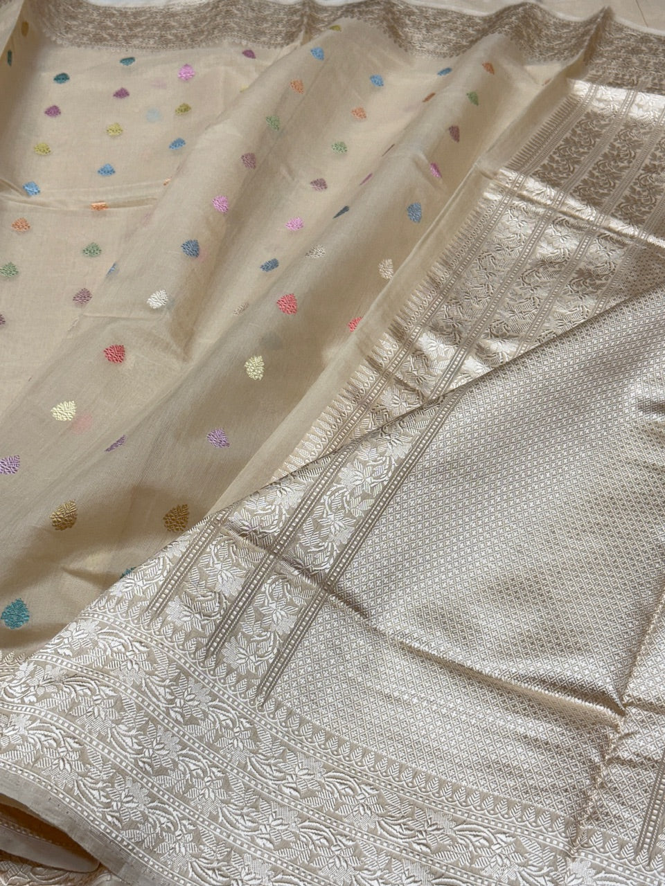 Handwoven Banarasi Cotton Silk Saree