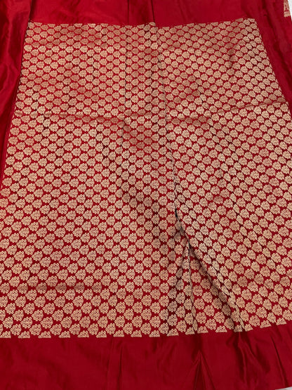 Red Handwoven Banarasi Pure Mashru Satin Silk Saree