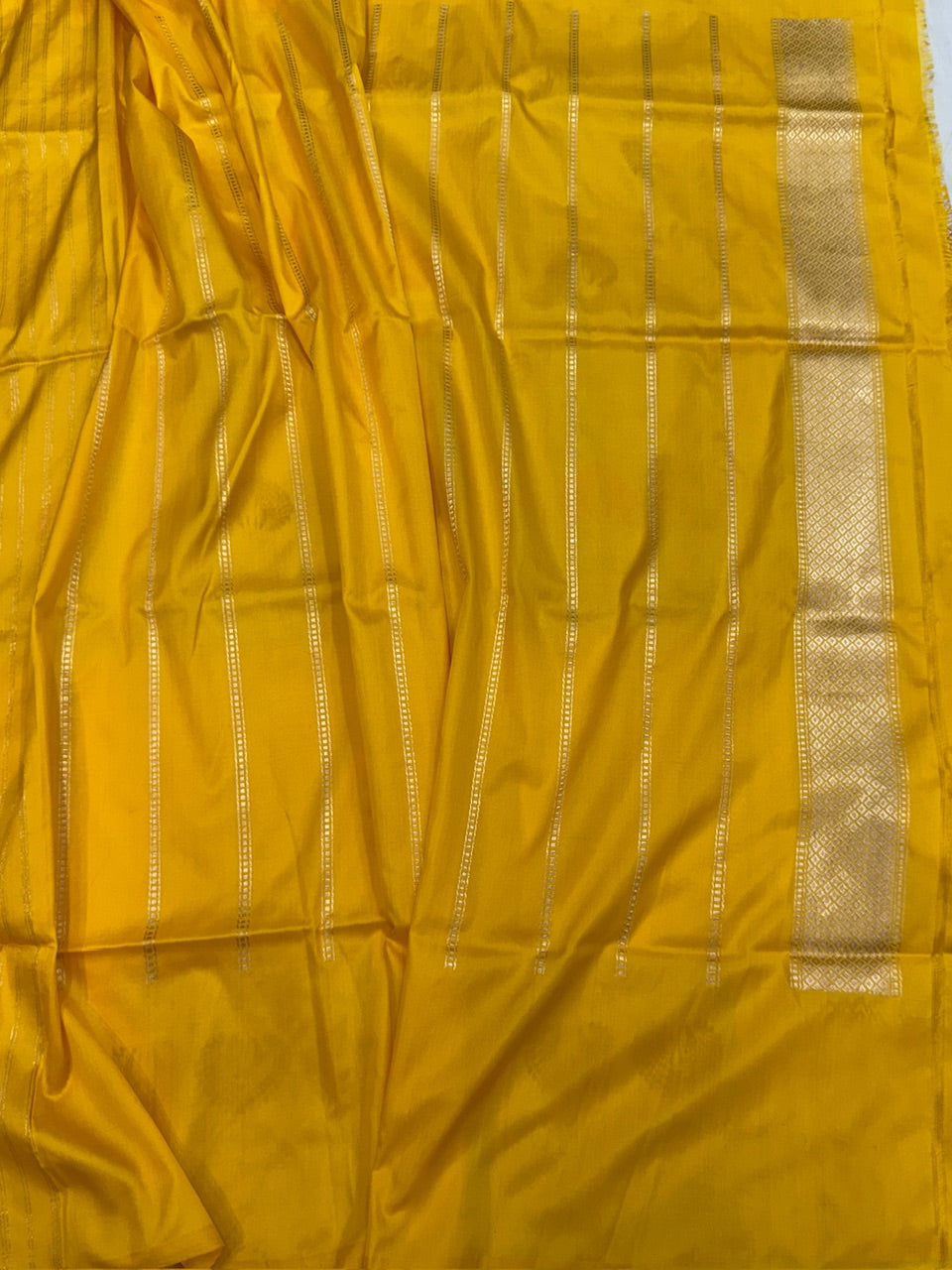 Yellow Handwoven Pure Banarasi Silk Saree