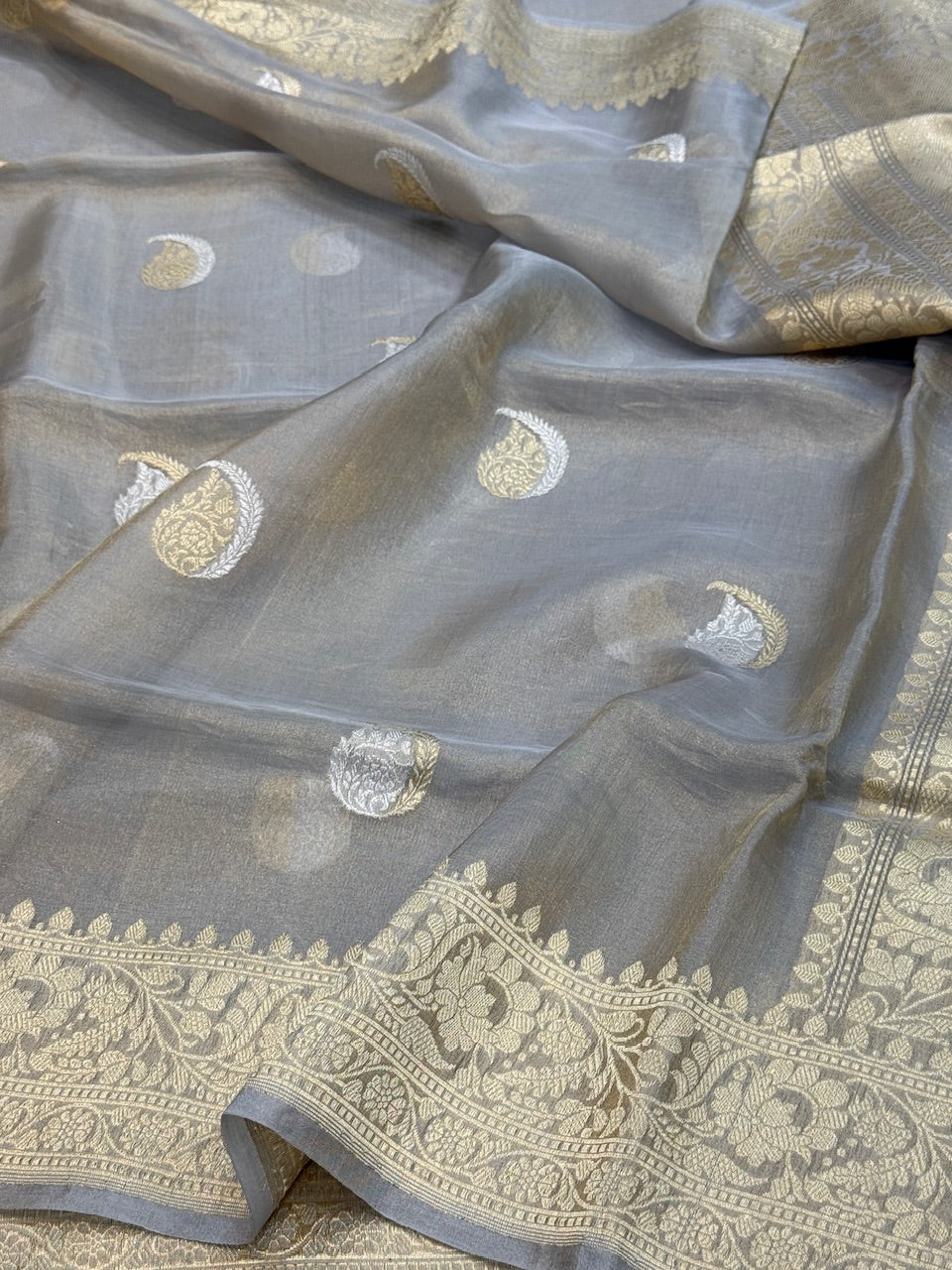 Grey Handwoven Pure Banarasi Tissue Saree