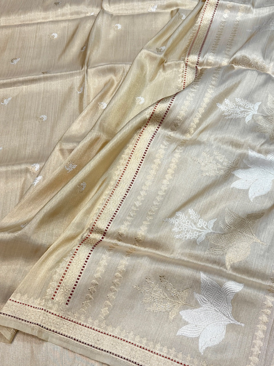 Cream Handwoven Pure Ektara Tissue Saree