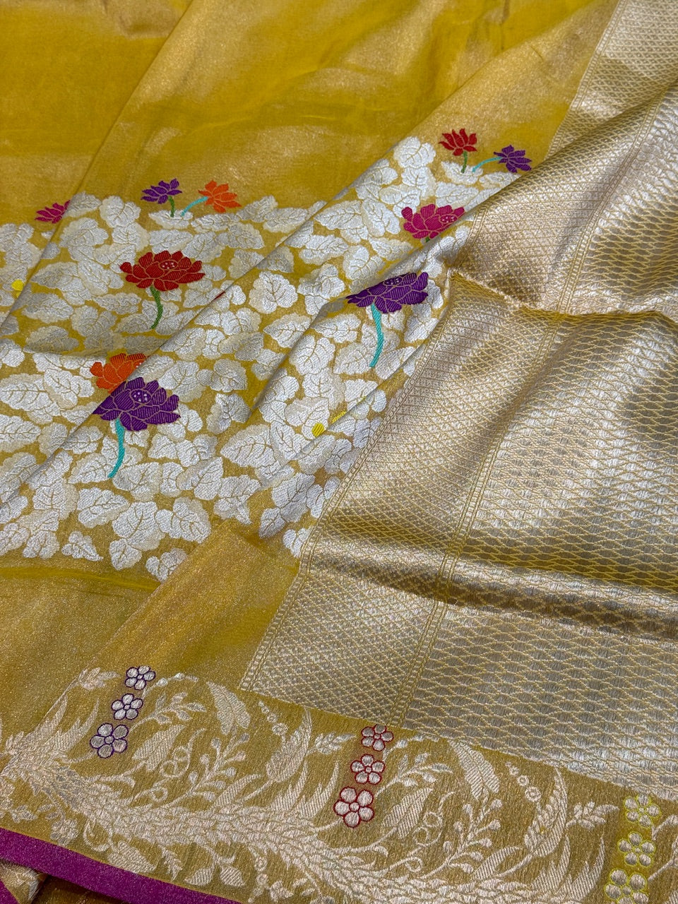 Yellow Handwoven Pure Banarasi Tissue Saree