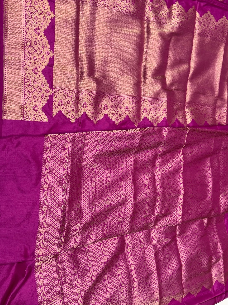 Magenta Pink Handwoven Banarasi Silk Saree