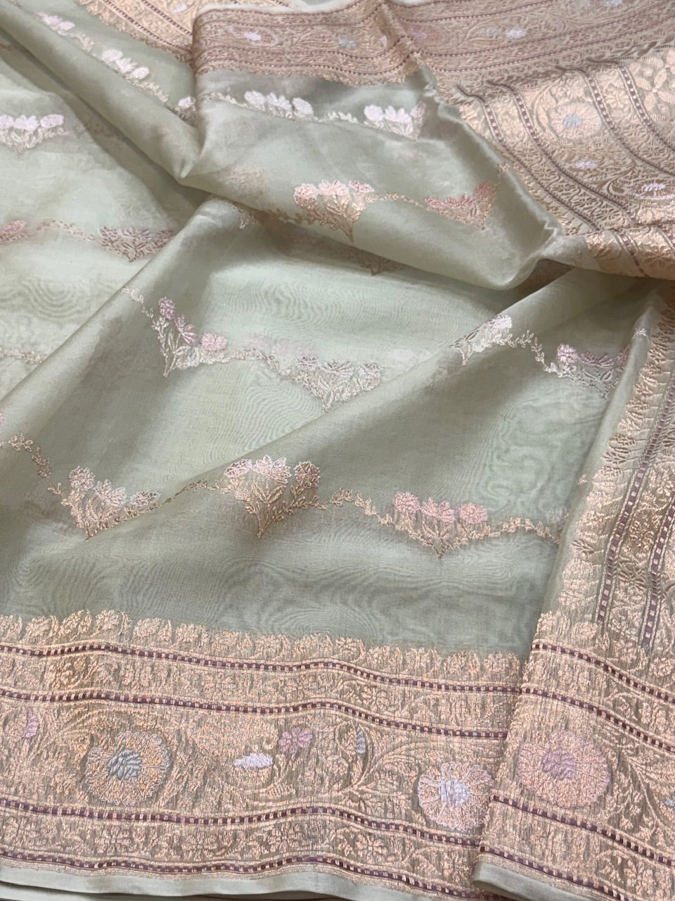 Pista Handwoven Pure Organza Saree