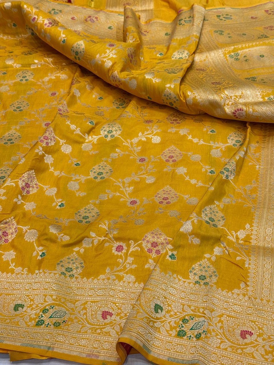 Banarasi Minakari Pure Katan Silk Saree | Pure Silk | Minakari Work | Cutwork Technique | Banarasi Katan Silk Saree