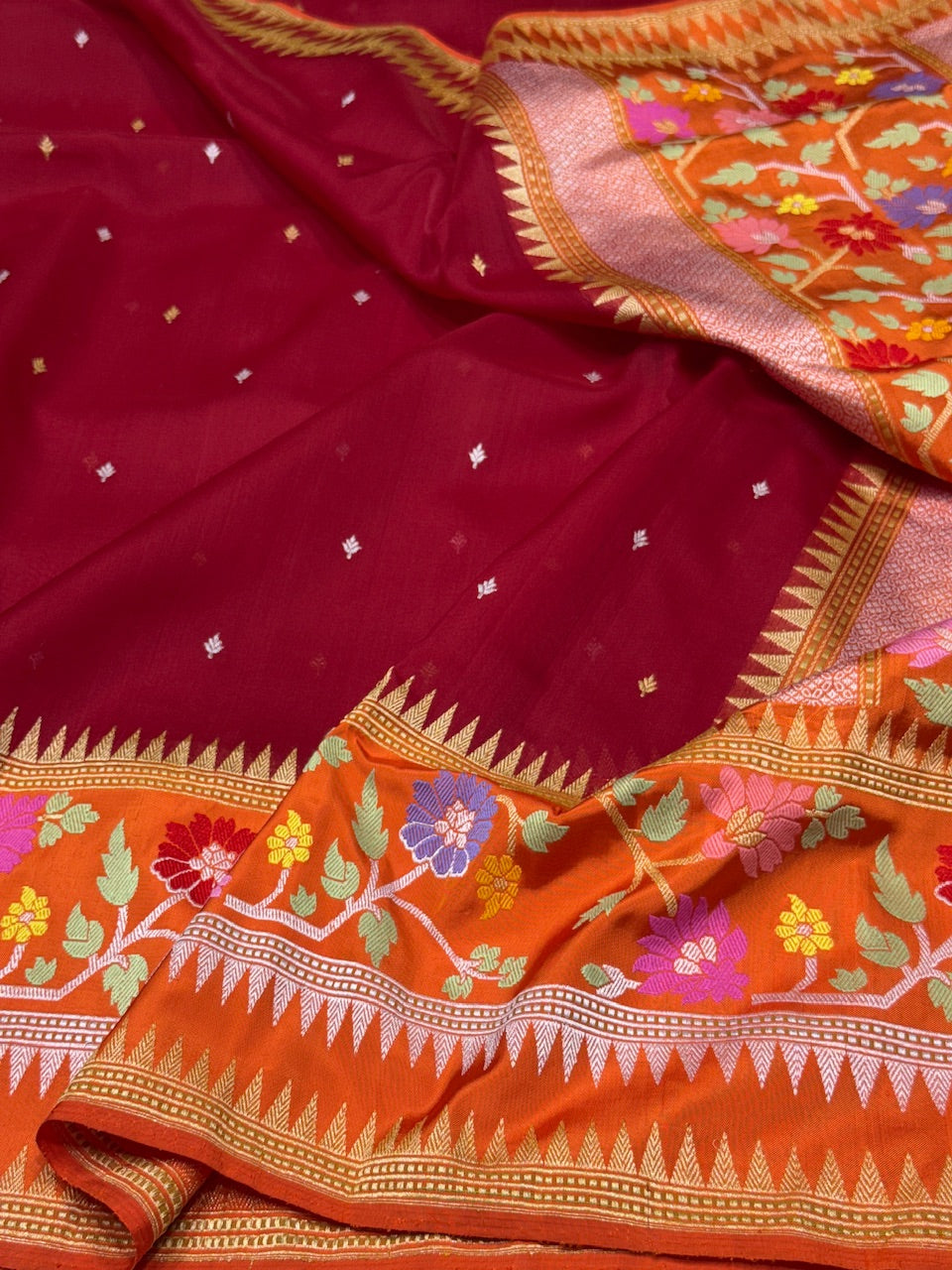 Handwoven Banarasi Pure Organza Saree