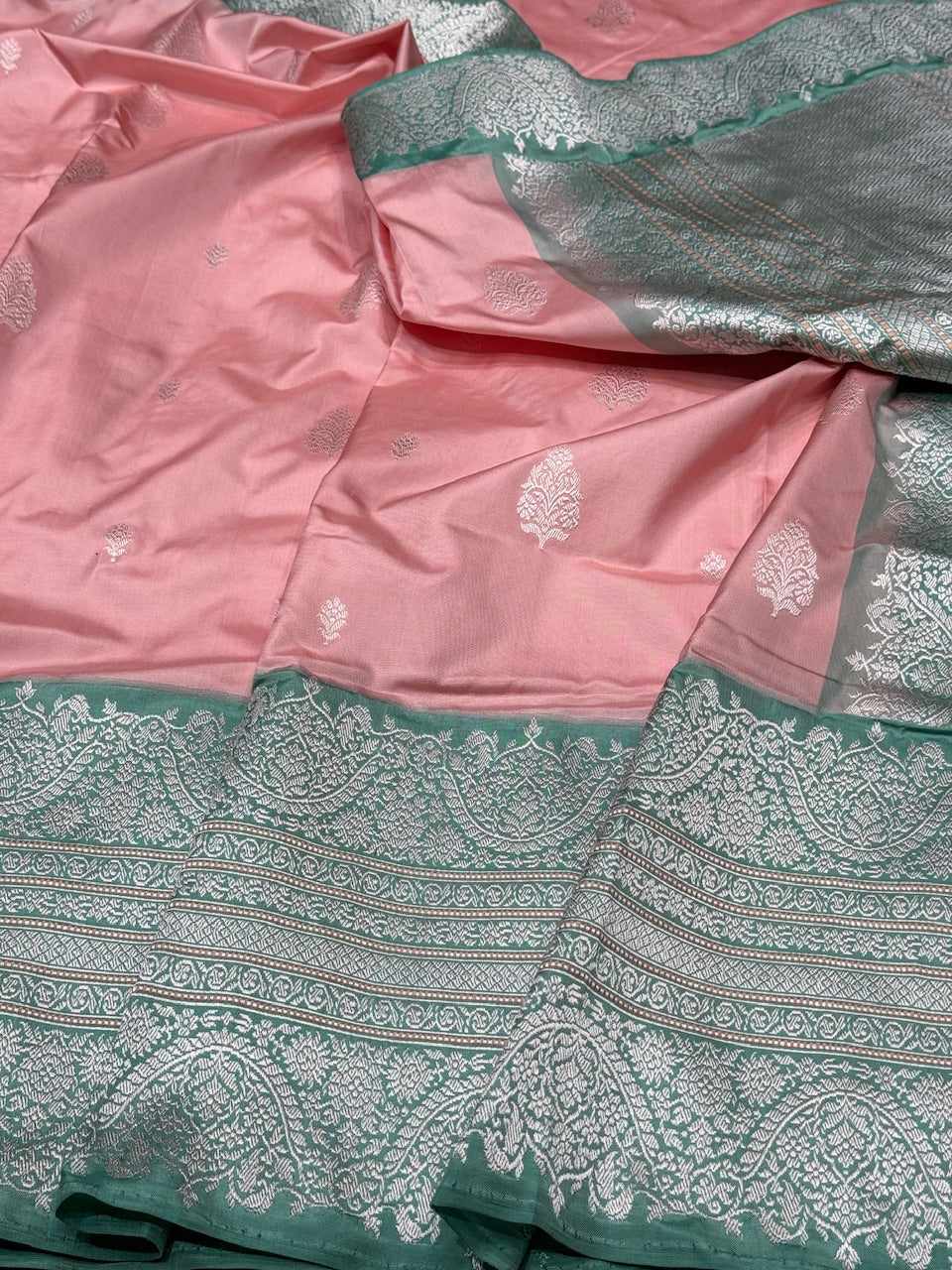 Peach Ektara Silk Handwoven Saree