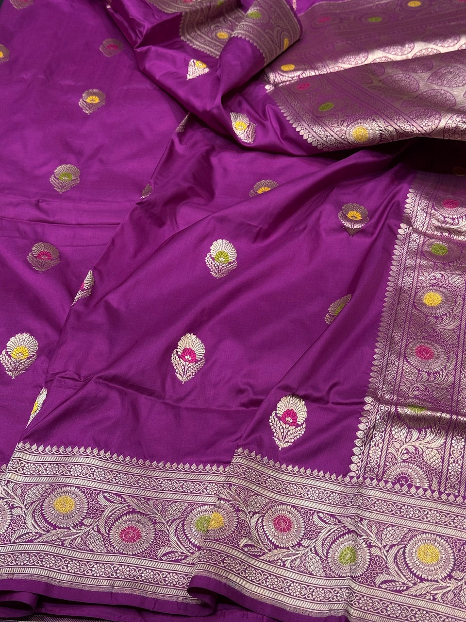 Magenta Handwoven Banarasi Silk Saree