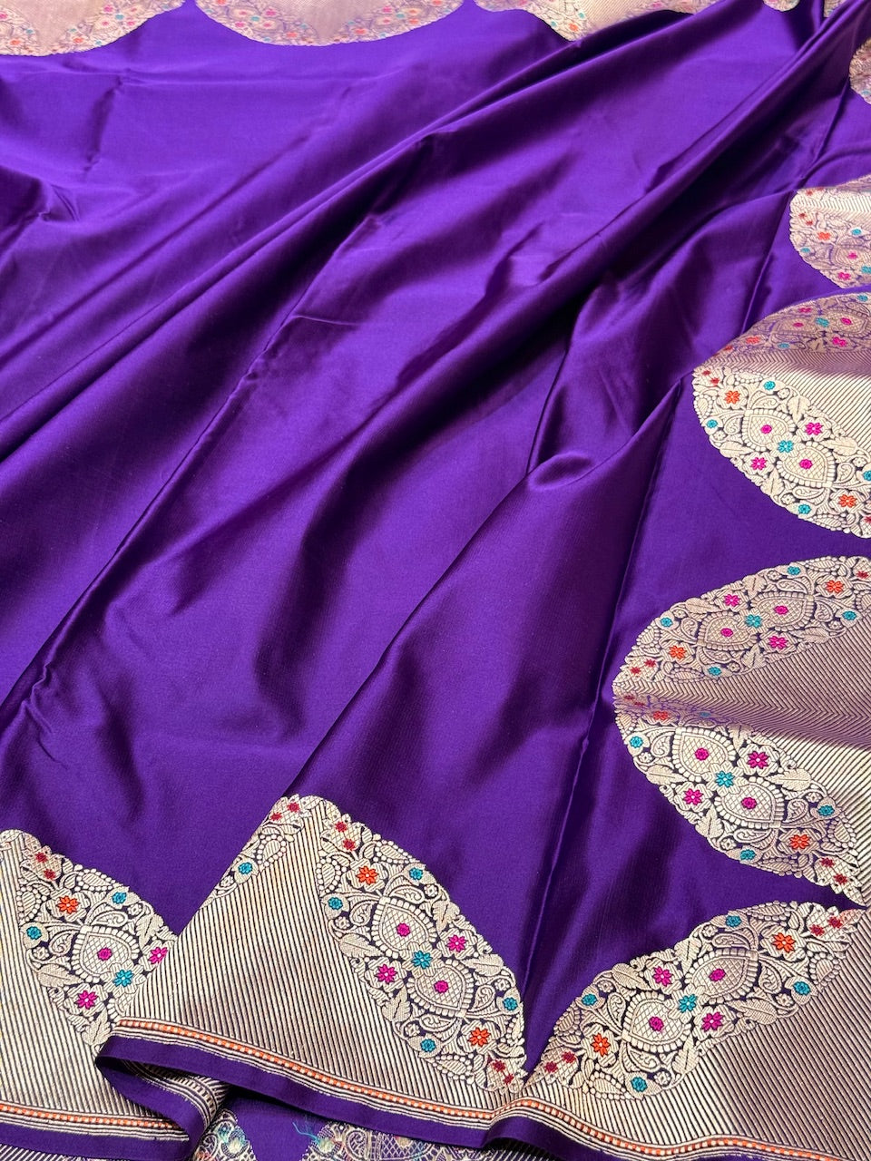 Purple Handwoven Pure Banarasi Mashru Satin Silk Saree