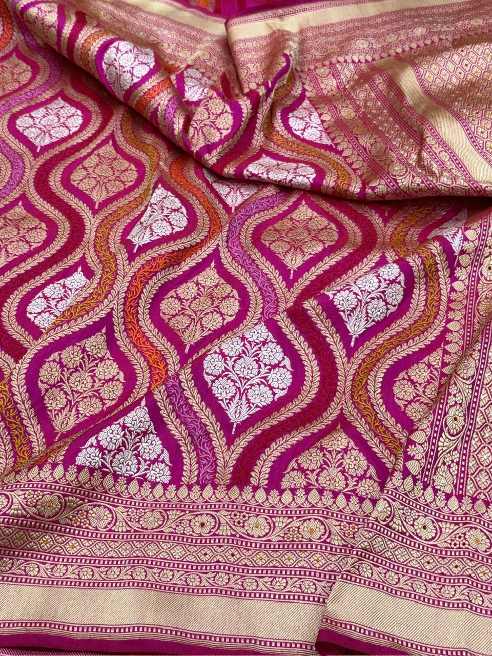 Rani Pink Handwoven Pure Banarasi Silk Saree